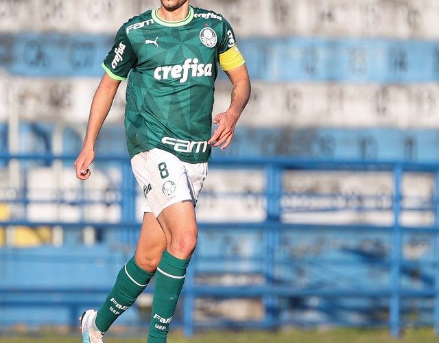 Palmeiras negocia empréstimo de capitão do sub-20 para time da segunda divisão de Portugal